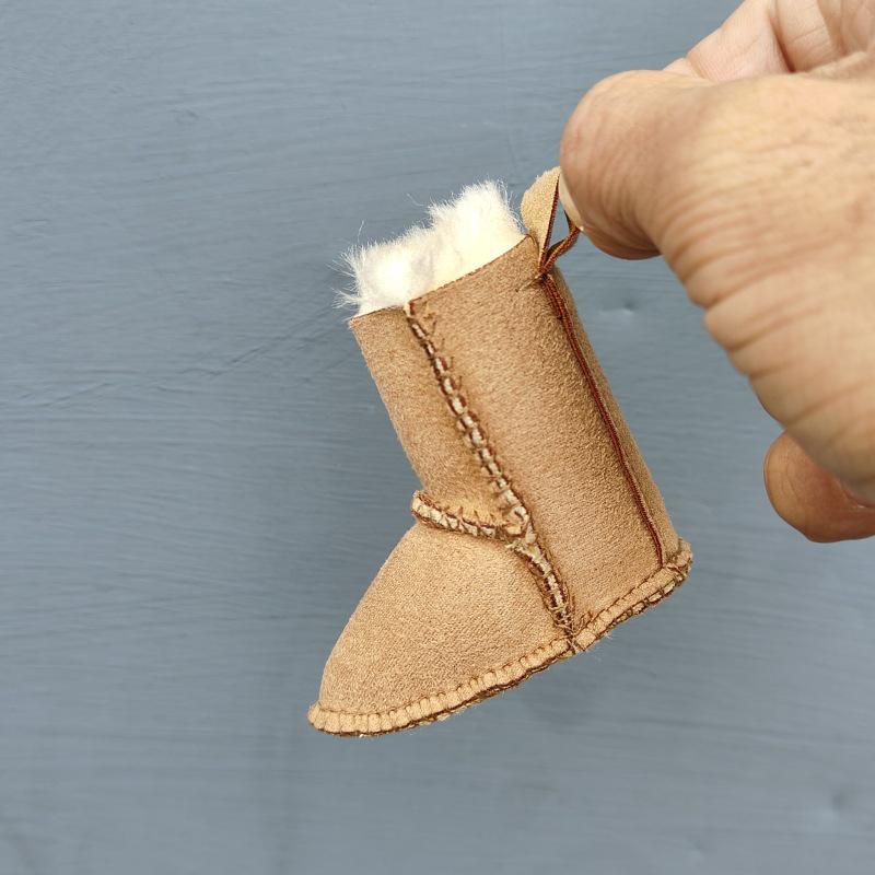 

Suede Velvet Fur Mini Snow Boots Keychain Pendant Doll Shoes хаки
