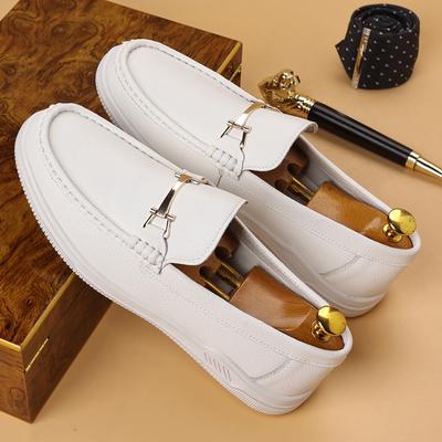 Fashion New Arrival Leather Mens Loafers Handmade Moccasins Stylish Designer Man Casual Shoes Slip On Flats Metal Buckle Male Boat Shoes