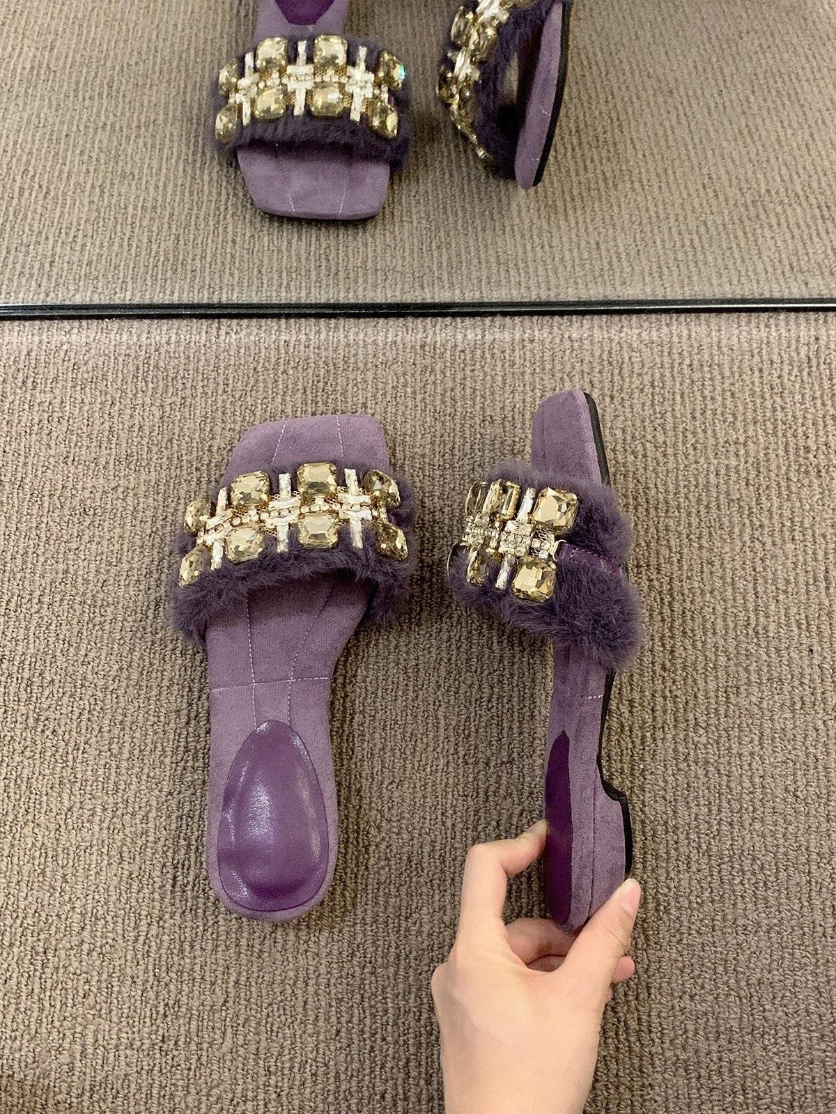 

Thick heel square head high-end fluffy slippers women s shoes wear 2025 new autumn versatile one-word cotton shoes 40