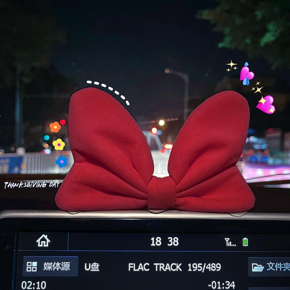 1 Stück Bezaubernde Pinke Auto-Armaturenbrett-Schleife für Auto-Armaturenbrett und Zuhause - Niedliches Stoff-Accessoire