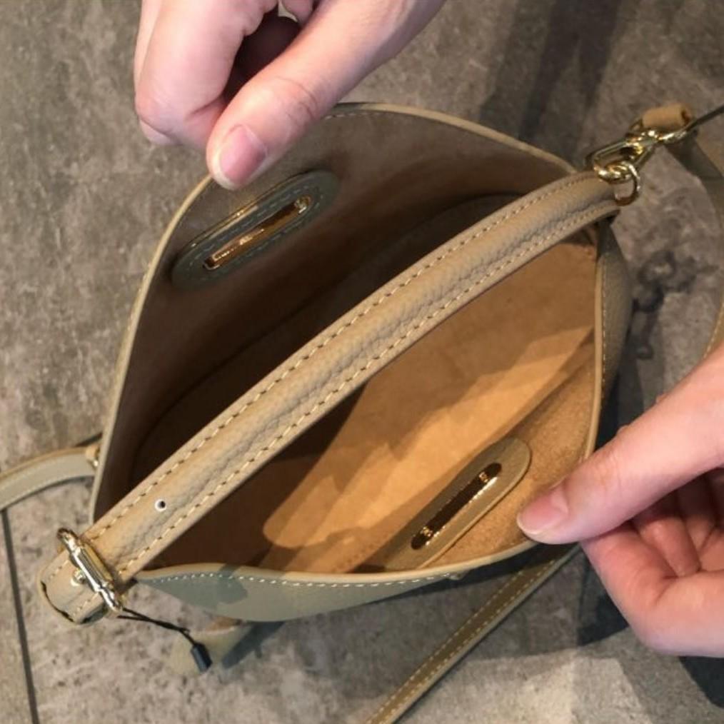 Litchi Pattern Genuine Leather Top-layer Cowhide Ingot Bag Women's New Simple High-end Cross-section Fashionable Commuter Portable