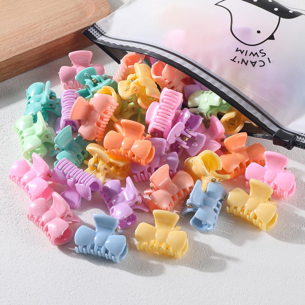 20Pcs Small Hollow Hair Claw Clip for Women Girls Mini Crab Clips 1 Inch Sweet Horsetail Hairpins Girs Hair Accessories