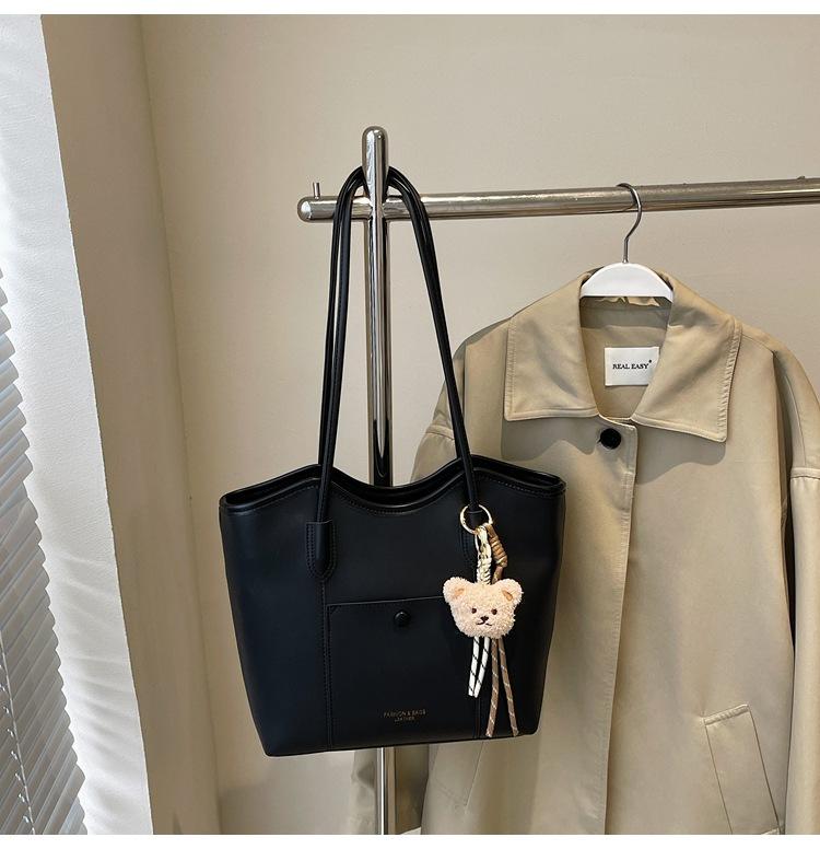 Large-capacity Bag Women's New Simple Shoulder Messenger Bag High-end College Student Commuting Tote Bag