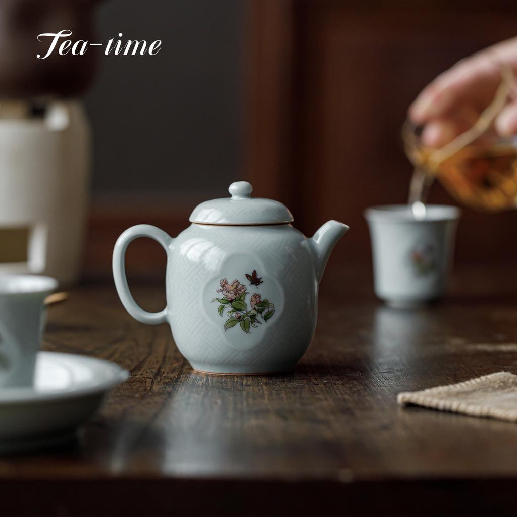 Sky Blue Full of Patterns Teapot Ru Porcelain Tea Brewing Kettle Ceramic Tea Teapots With Filter Chinese Teapot Puer Handmade