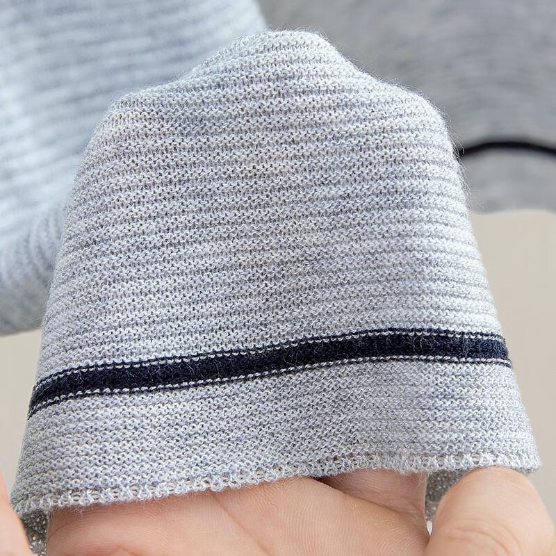 Dámský pruhovaný pletený svetr s kulatým výstřihem ze směsi vlny