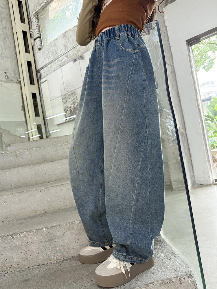 Dżinsy Scimitar z szerokimi nogawkami dla dziewcząt na wiosnę/jesień 2025 - Modny i wszechstronny denim dla dzieci