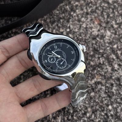 Hot Selling Alien Unique Y2k Quartz Watch Mens Twisted Case Oval Ellipse Special Creative Design Steel Fashion Men Watch Clock