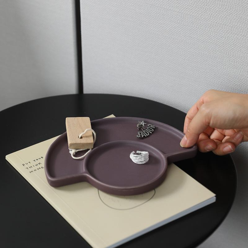 Ceramic Tray Organizer -Nordic Artistic Entryway Key Holder with Scent Diffuser, Minimalist Vanity Jewelry Dish for Home Decor