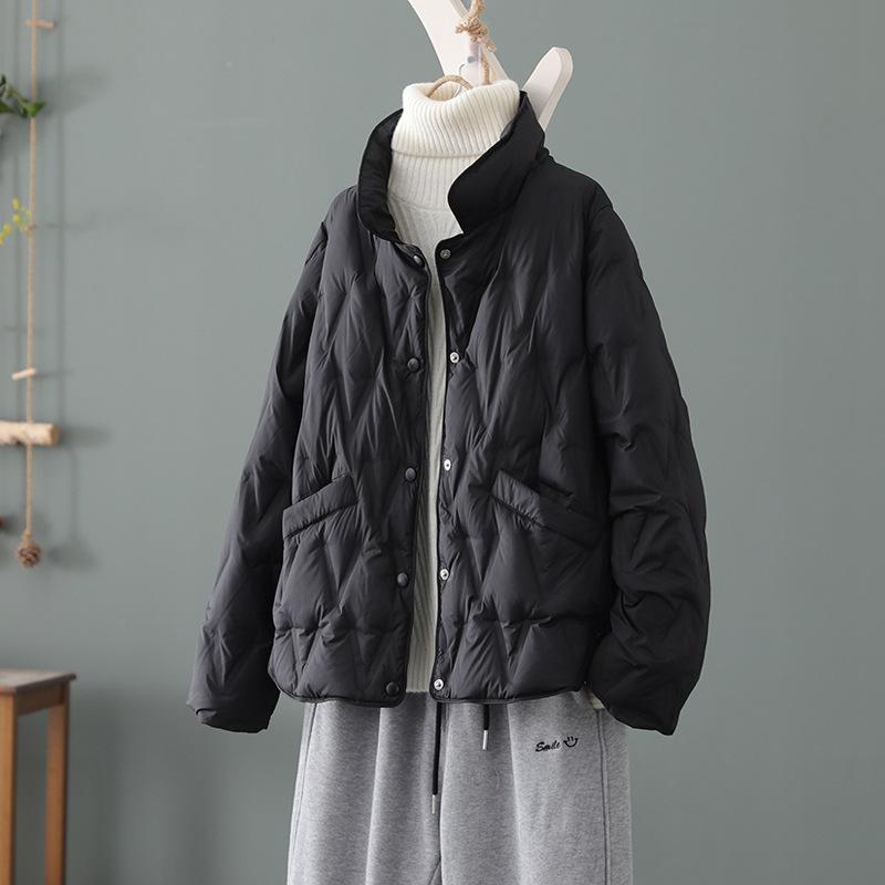 New for the year, white duck down jacket, women's short fashion, small light autumn and winter solid color warm jacket
