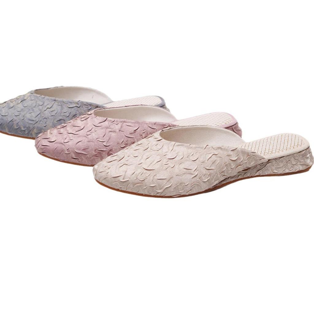 Women's Solid Color Closed-Toe Summer Slippers - 2022 Spring/Summer Collection