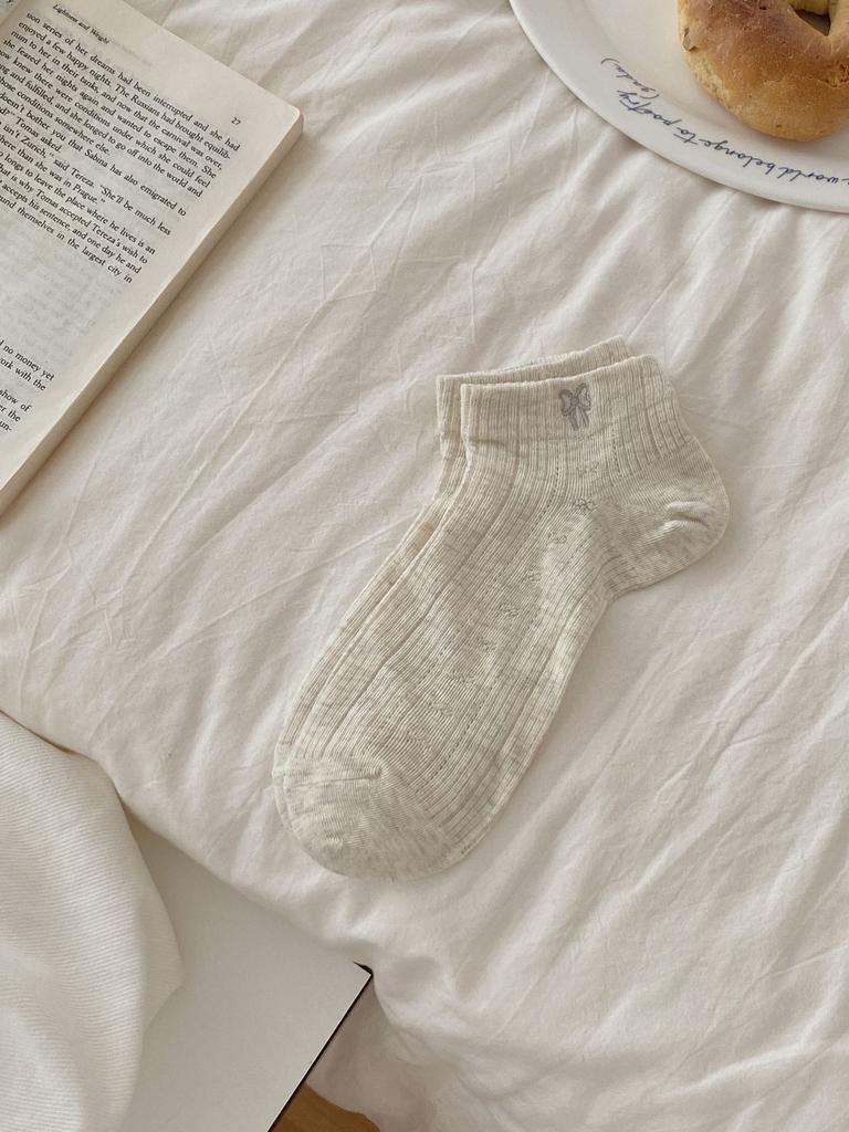 Boneless Solid Color Straight Socks Women'S Loose Cotton Stacked Socks Simple And Versatile Mid-Leg Socks