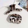 Comfortable Leopard Pattern Hair Claw Strong Barrette For Daily Use Hair Claw Clip For Office Women Everyday Outfit