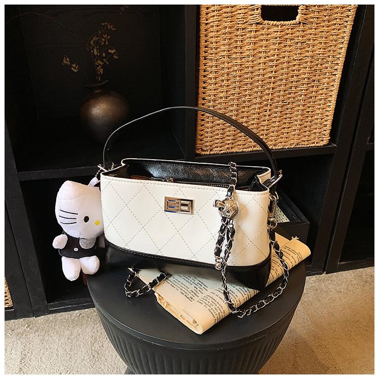 IELGY Ladies Messenger Bag Fashionable All-Match Portable Diamond Square Bag