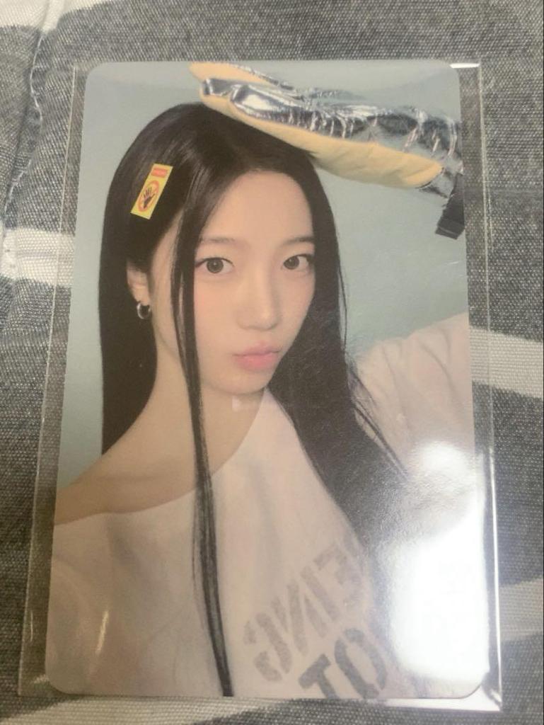 [USED] Luseraphim Kazuha HOT withmuu Lakidro Limited Trading Card