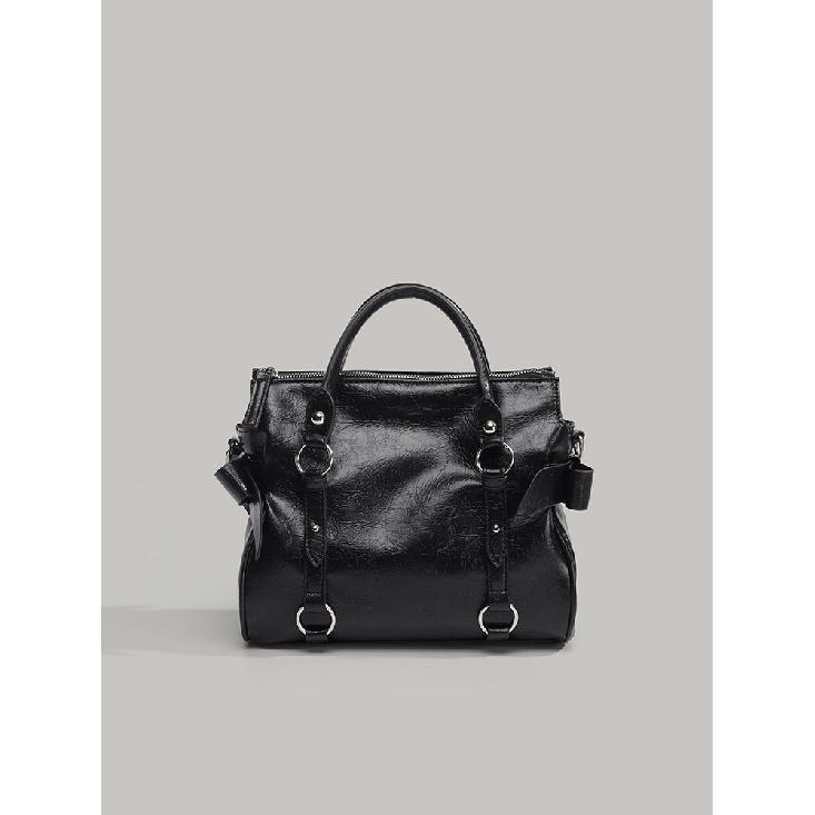 Korean niche design 2025 summer new high-quality handbag, fashionable trendy punk crossbody biker bag чёрный