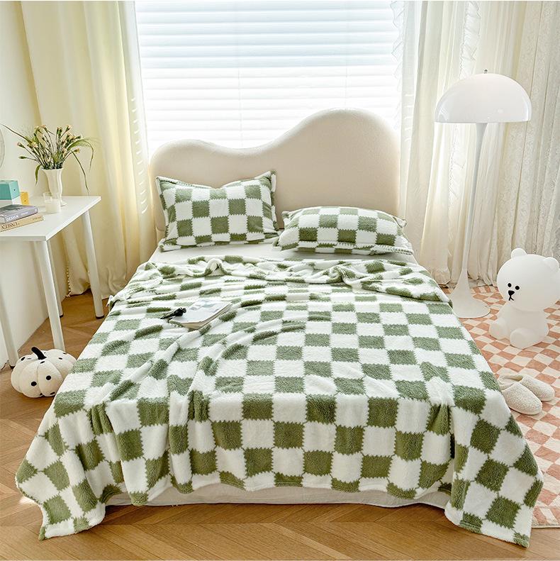 Panda Plaid Plush Flannel Blanket - Thick, Comfortable, and Cozy for Autumn and Winter
