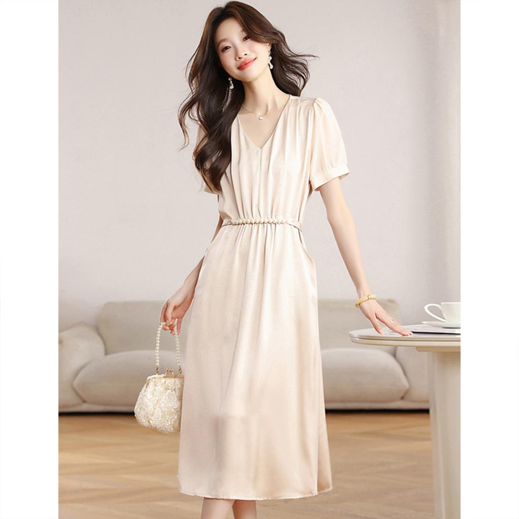 Western style summer dress, dignified and atmospheric short sleeved skirt