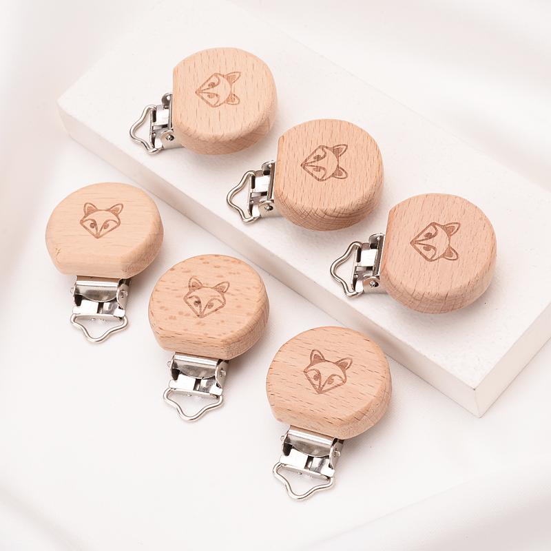 1Pcs Cute Modelling Beech Wood Pacifier Clip Baby DIY Cartoon Animal Wooden Log Pacifier Clips Nipple Chain Holder BPA Free