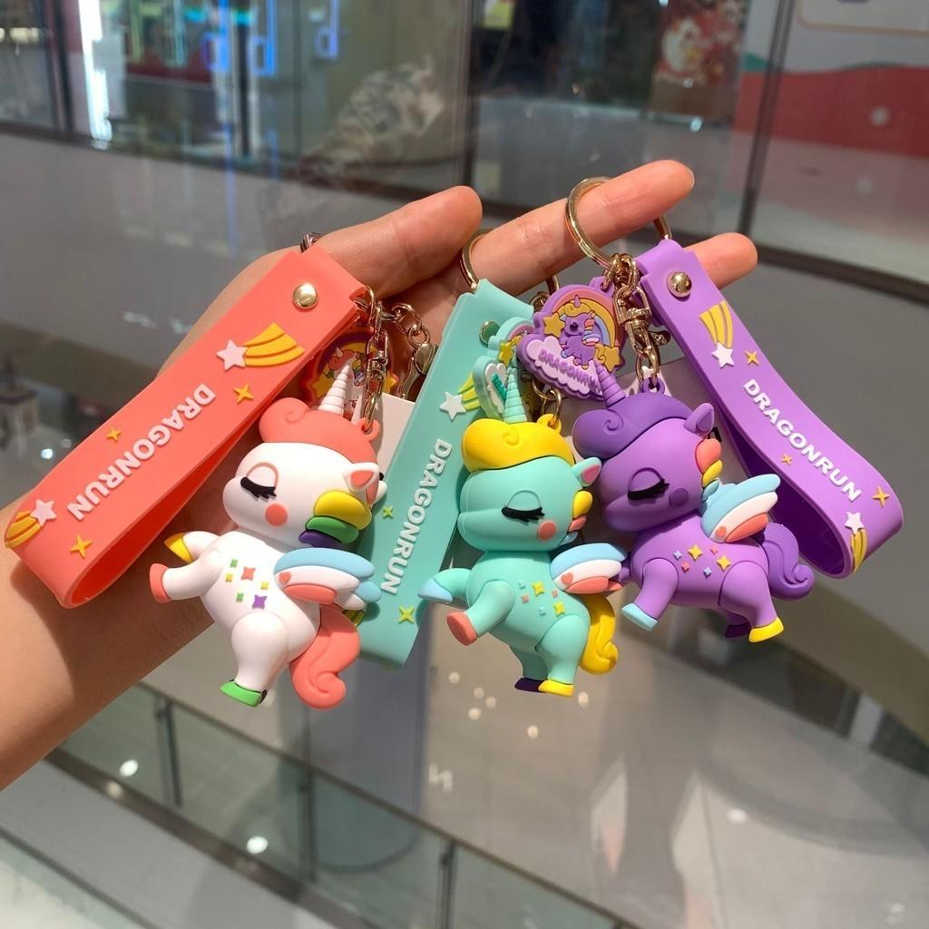 Adorable Unicorn Keychain Cartoon Style Cute Gift Bag Charm For Couples In Pink Metal