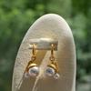 Unique and Elegant Hat Pearl Earrings for Women Charm Antique Gold Craftsm Light Luxury Brushed Round Beads Earring