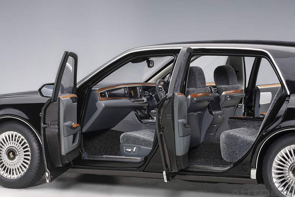 AUTOart Toyota Century Kamui Eternal Black Finished Product 1/18