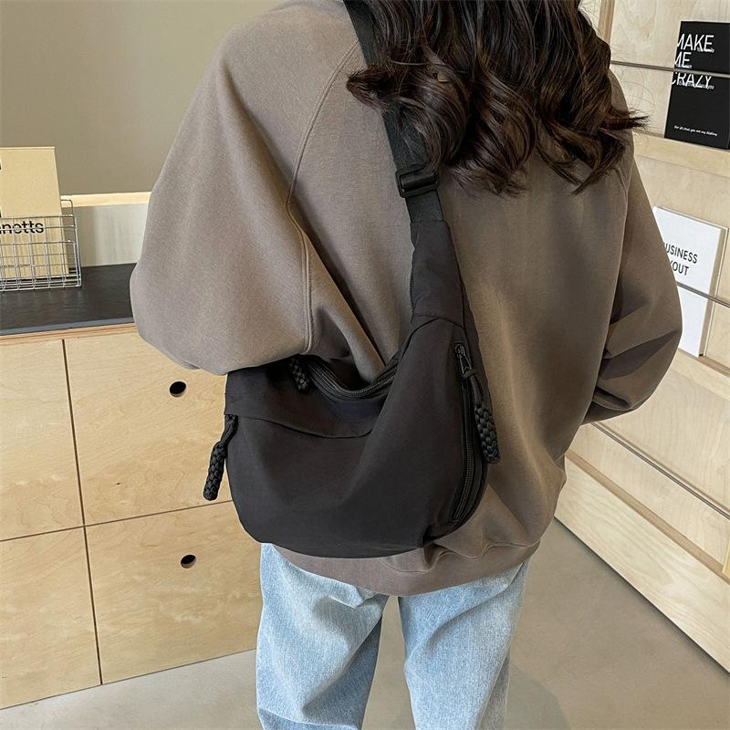 Women Solid Color Large Capacity Zipper Dumpling Bun Bag Leisure Sports Canvas Inclined Shoulder Crossbody Bags Adjustable Band Strap