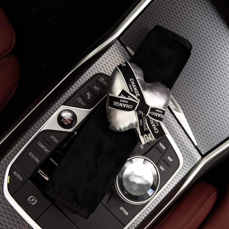 Original Car Seat Belt Shoulder Protective Cover Graceful High-Grade Safety Belt Protective Cover Anti-Tightening Neck Car Decoration