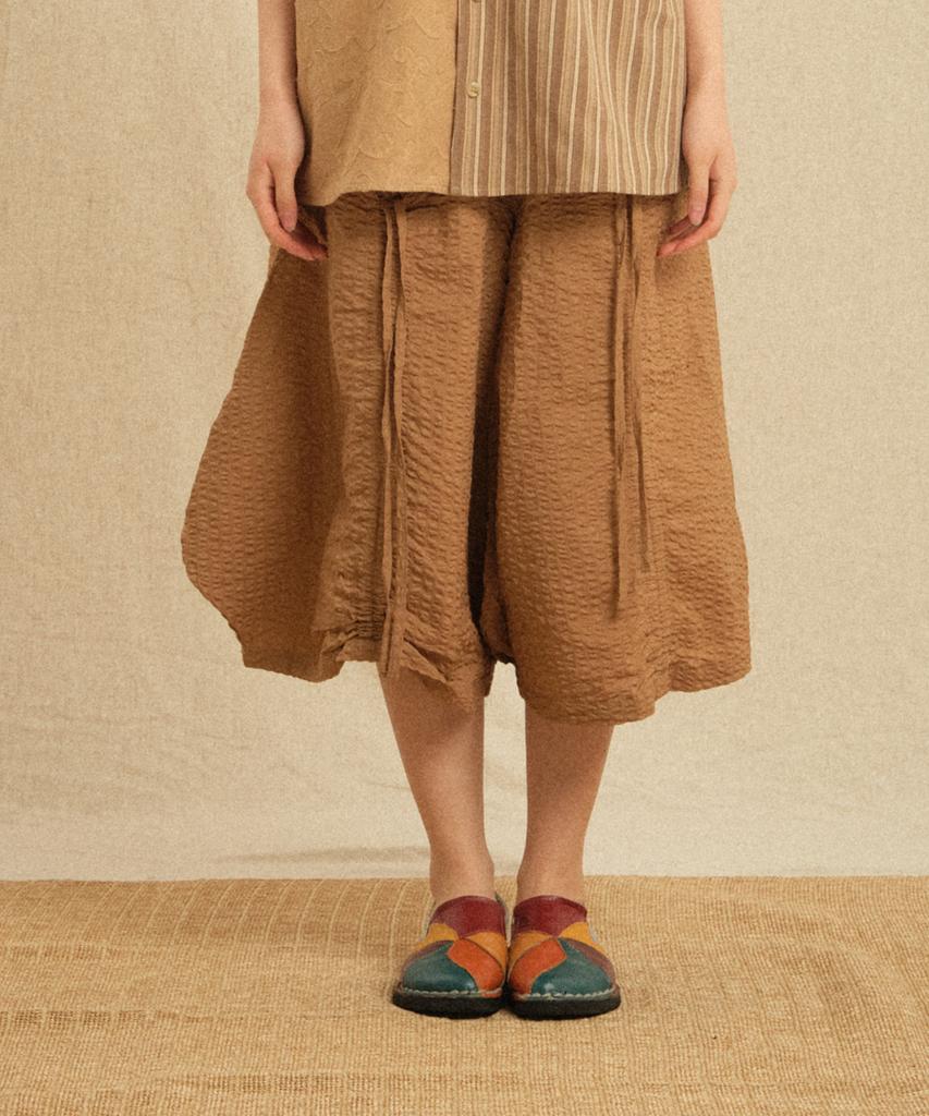 Lekyulli Shirring Skirt Pants Brown