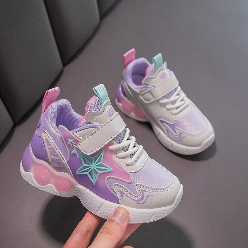 Jaro Nový Korejský Styl Cukrová Barva Dětské Tenisky Odolné proti Opotřebení Měkká Podrážka Protiskluzové Běžecké Boty