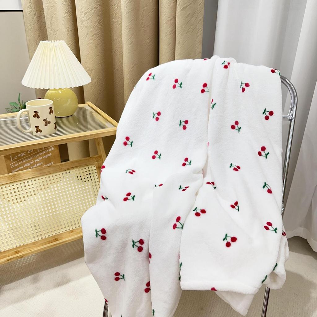 Pudding dog blanket autumn and winter warm blanket dormitory leg blanket office portable nap blanket sofa blanket car blanket