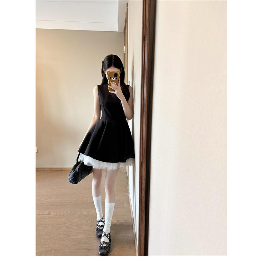 Hepburn style advanced sense super good-looking vest dress niche casual style beautiful unique waist skirt summer
