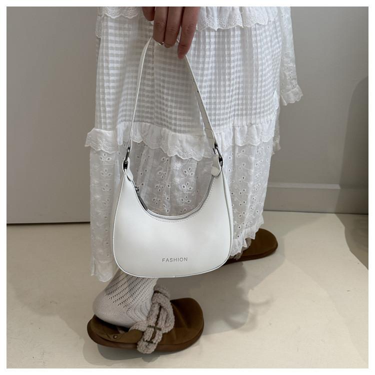 Small Pu Shoulder Bag With Stylish Stitching Details For Everyday Outfits