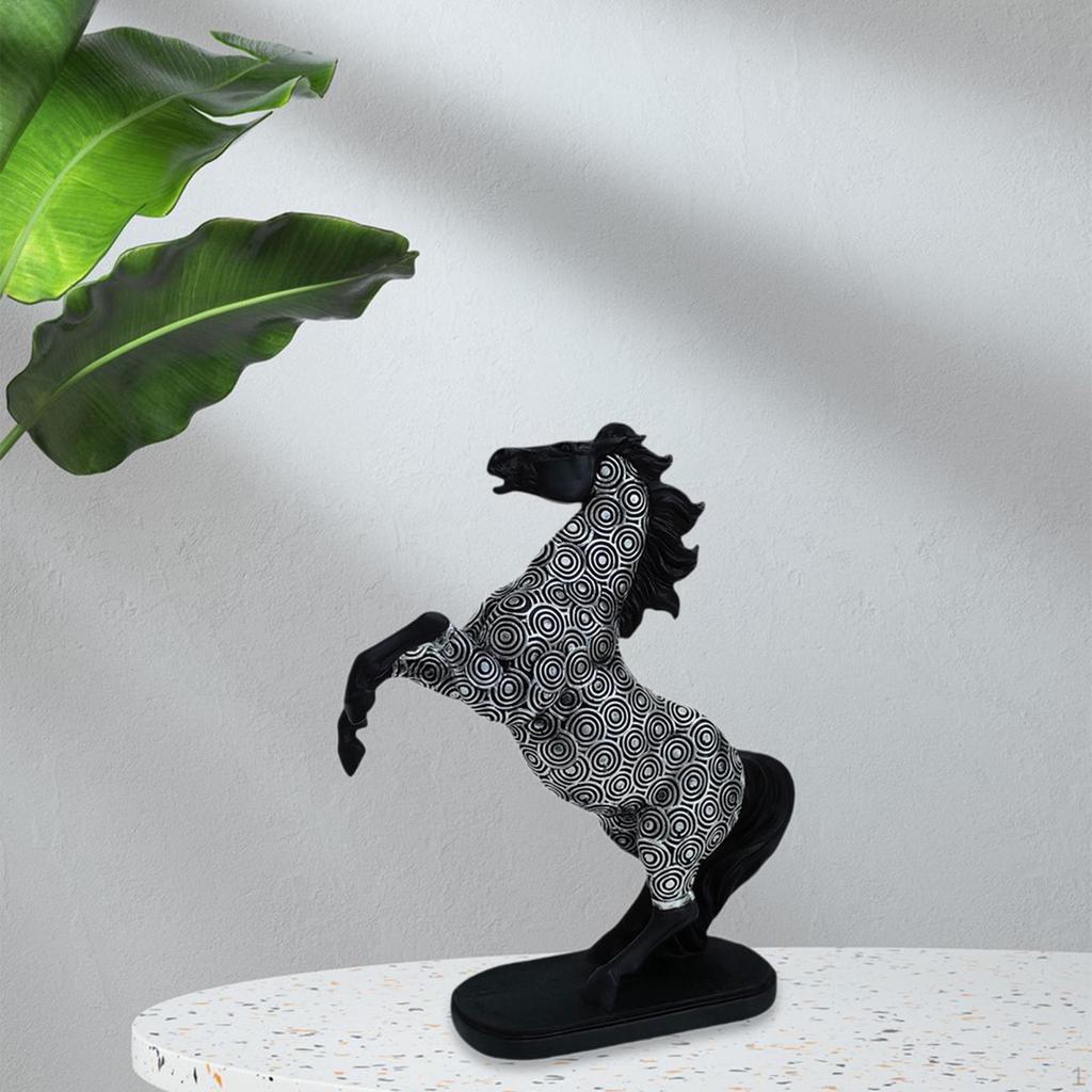 Collectible Horse Ornament for Bedroom And Office