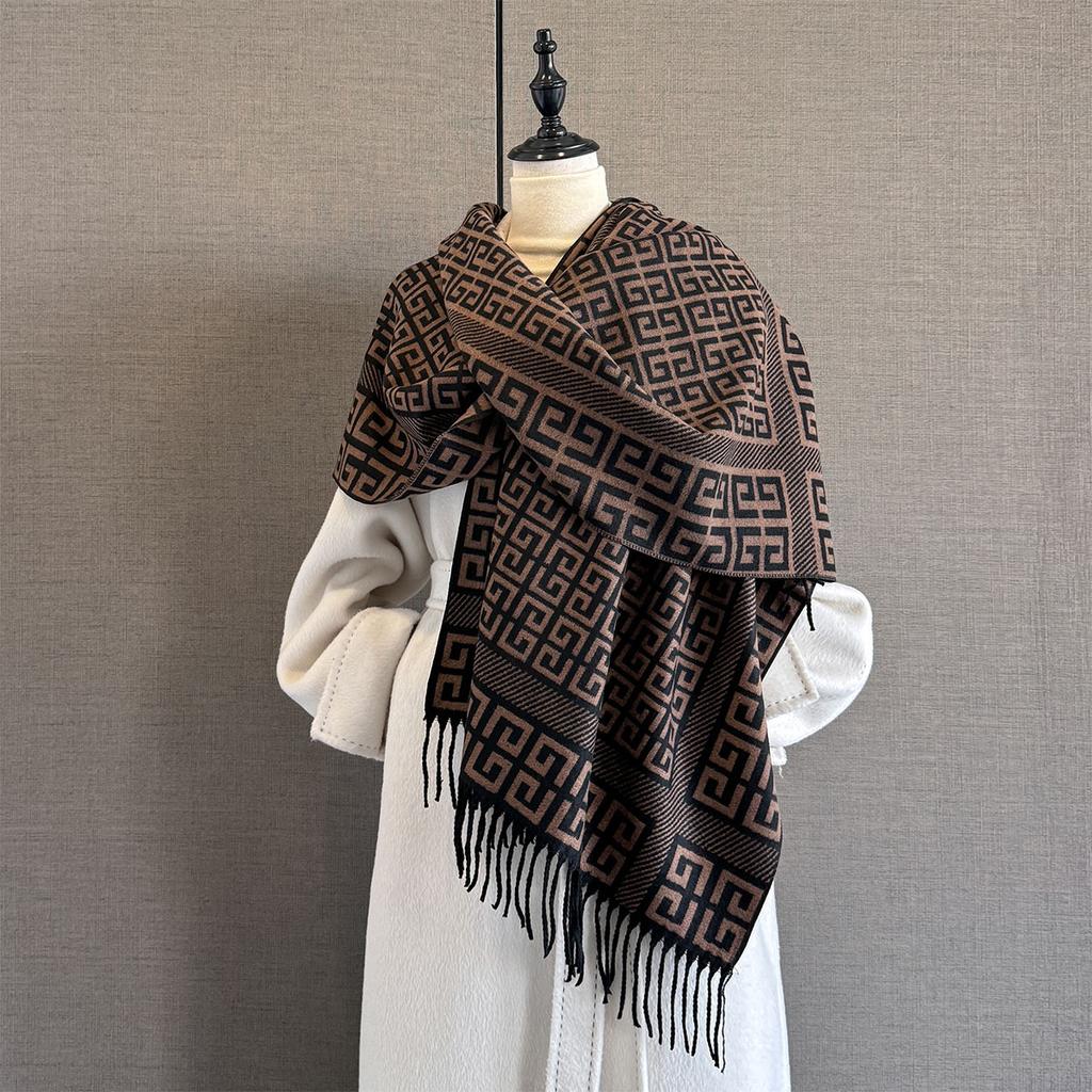 Autumn and winter classic geometric paper pattern imitation cashmere jacquard thick scarf women's high-end sense versatile scarf warm large shawl