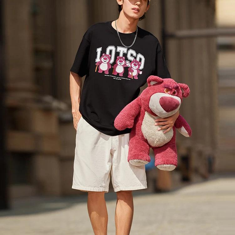 Lining X Disney Toy Story Strawberry Bear Collection Cartoon Print Round Neck Short Sleeve T-Shirt Unisex Tops Black AHST755-1