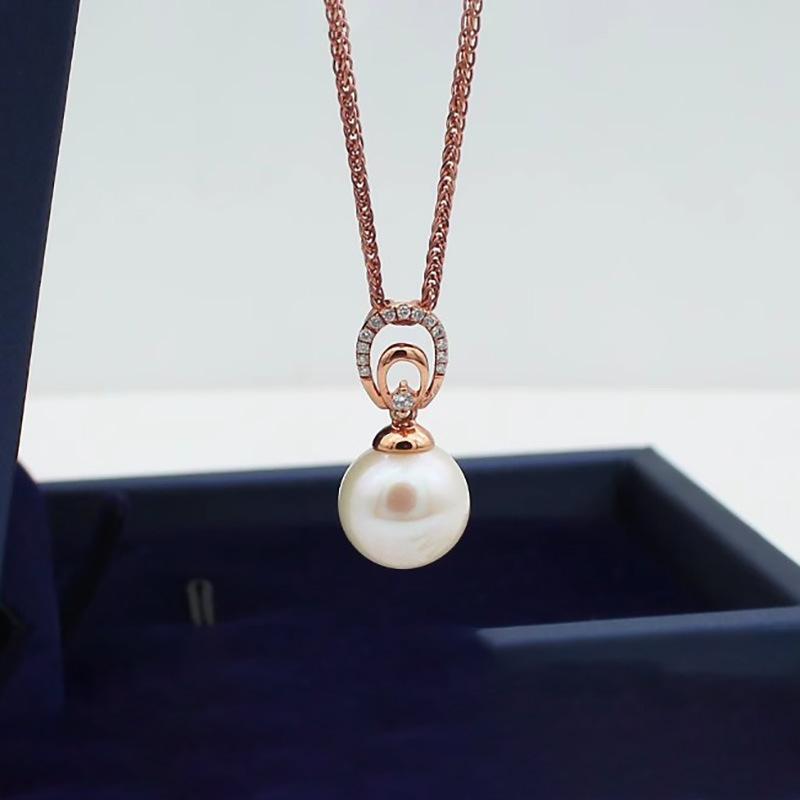 

Изысканный Русский Пурпурное Золото Натуральная Жемчужная Подвеска Темперамент Нишевые Аксессуары для Шеи Позолоченное Розовым Золотом Ожерелье Украшения (single pendant)