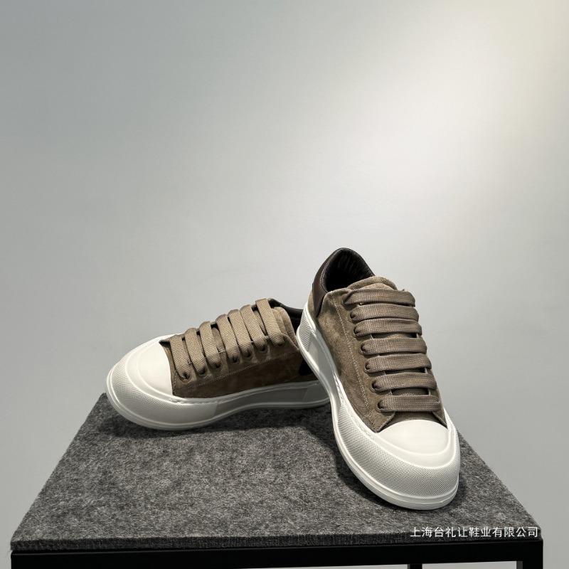 Leather Board Shoes Men's New Lace-up Low-top Shoes Trendy Thick-soled Heightening Shoes Versatile Sports and Leisure Shoes