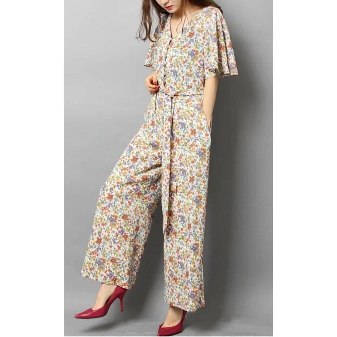 Final price reduction [Lily Brown] Vintage floral romper all-in-one 1