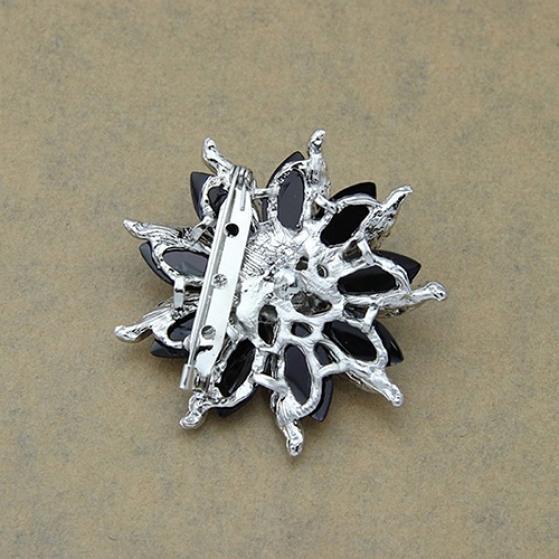 Women's Xmas Gift Blossom Flower Brooch Black Collar Pin ADM