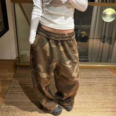 ZYLLO Army Green Camouflage Loose Sweatpants Stylish Street Straight Leg Sweatpants Harajuku Style Hip Hop Y2k Pants Streetwear