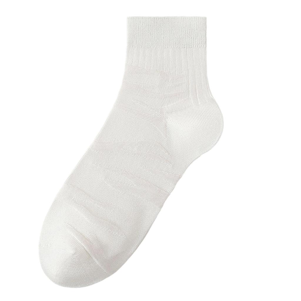 Men's Mid-Calf Socks Breathable Athletic Socks Seamless Design Antibacterial Sweat Absorption Durable Fabric for Sports and Daily Wear