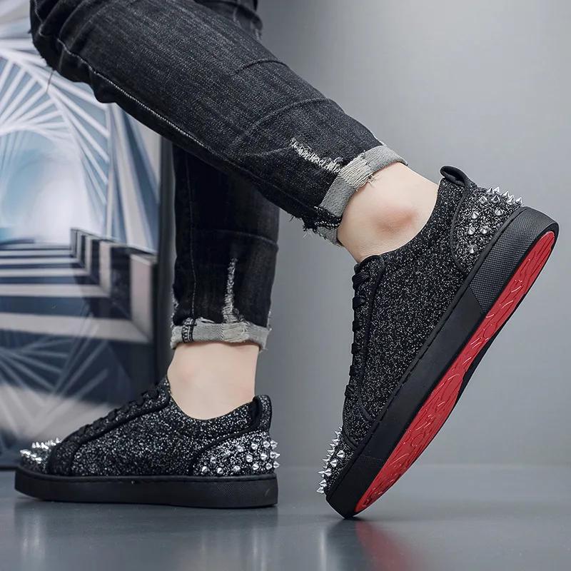 Trend Men Leather Casual Shoes Punk Style Rivet Flat Skate Shoes Young Man Street Black Sneaker
