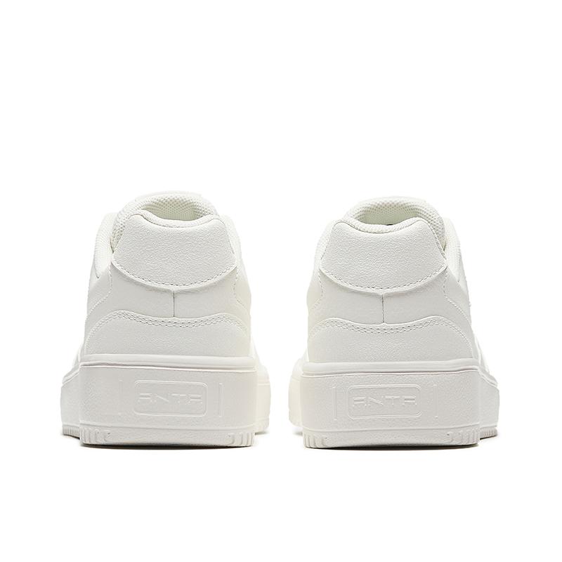 Anta Lightweight Classic Versatile Non-Slip Wear-Resistant Lightweight Increased Height Low-Top Skate Shoes Women Sneakers Ivory-White 922528001-1