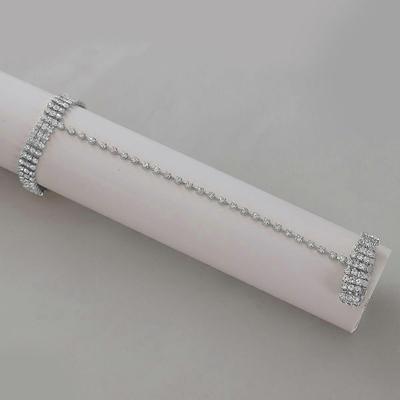 Funkelndes, modisches Strass-Ringarmband – ein hochwertiges Party-Accessoire, schlicht und elegant, Damenschmuck aus Silber.