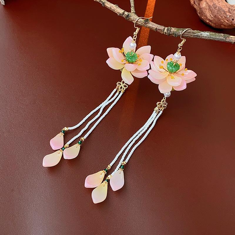 

Серьги-кисточки из стеклянного лотоса с жемчугом: Элегантный модный аксессуар высокого класса Ear hooks розовый