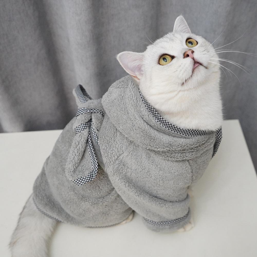 Wind Coral Fleece Pet Absorbent Bathrobe Bathrobe Dog Cat Universal Home Pajamas Winter Warmth