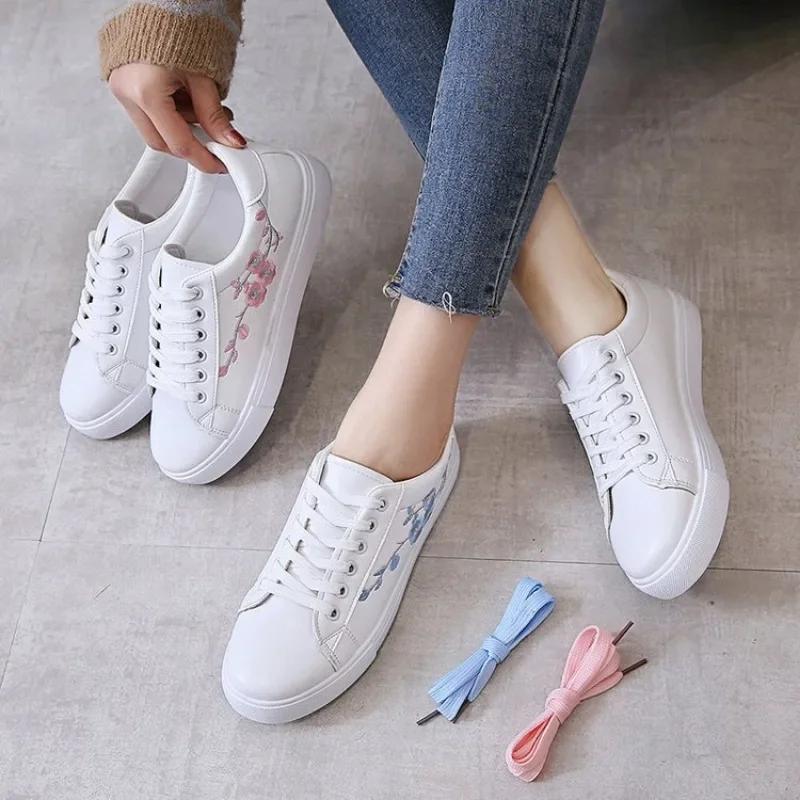 Embroidered Little White Shoes Women's  Spring New Student Thick Sole Board  Sports  Sneakers Women Platform