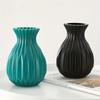 High Value Pineapple Plastic Vase Flower Arrangement Home Display Modern Light Luxury Simulation Plastic Vase