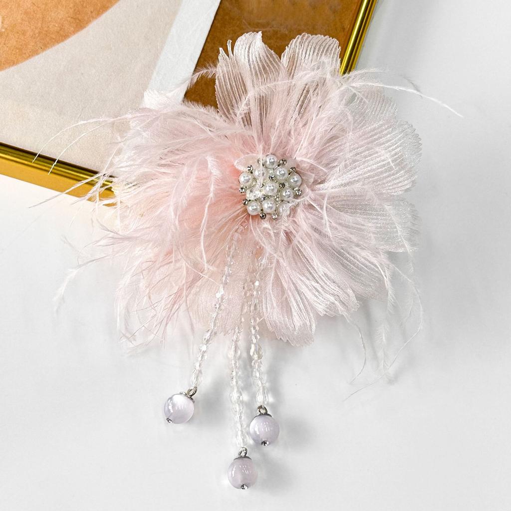 Beautiful Multi-Color Handmade Feathers Three-Dimensional Flower Corsage Clothing Hairpin Headgear Clothing Accessories