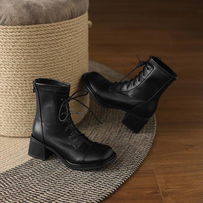 Korean Version of Medium Heel Large Size Martin Boots Women's Comfortable Rear Zipper Solid Color Square Heel Autumn and Winter New Rubber So